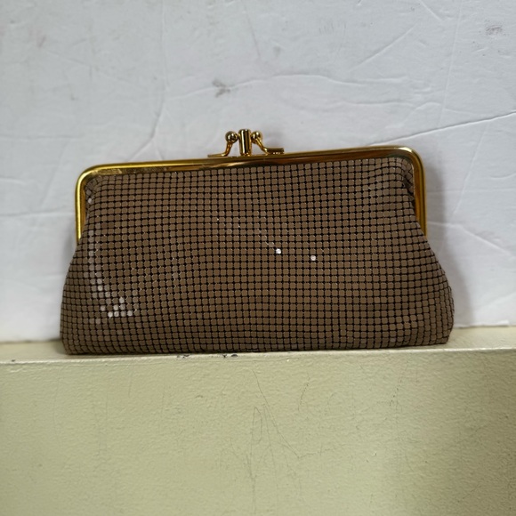 Bueno Vintage 80s Metal Mesh KissLock Clutch Bag 3 Section Makeup Formal Neutral - Picture 10 of 15